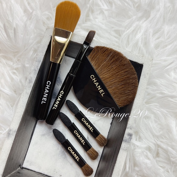 Chanel mini travel brush 6pcs set - Picture 2 of 8